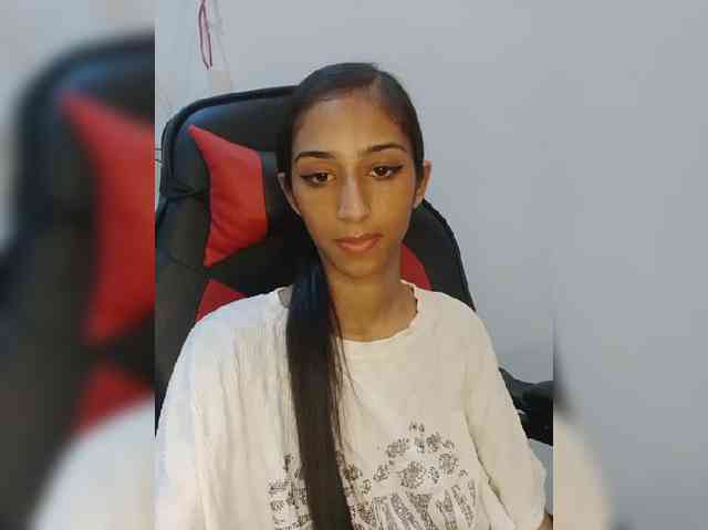 AlinaPopy webcam