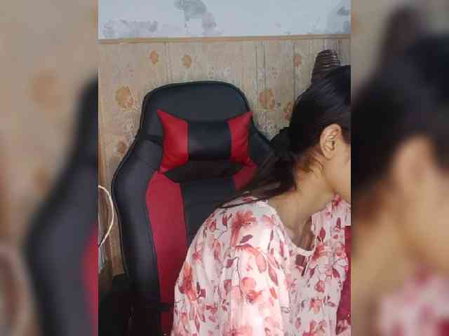 AlinaPopy webcam