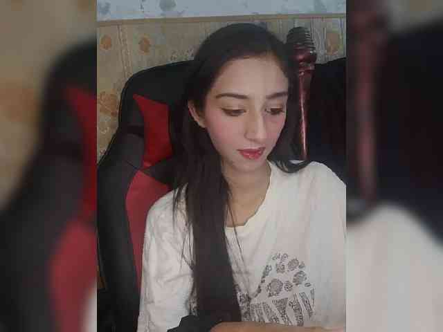 AlinaPopy webcam