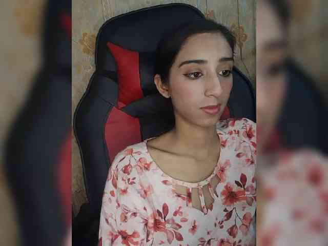 AlinaPopy webcam