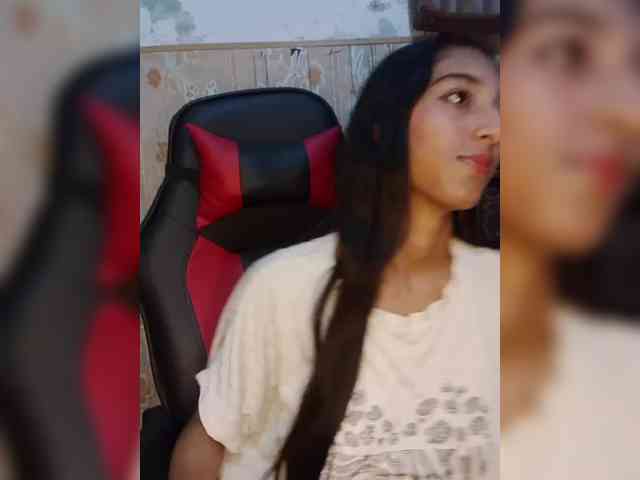 AlinaPopy webcam