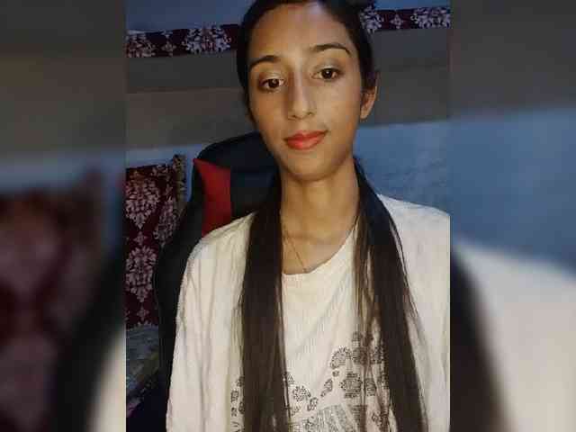 Модель: AlinaPopy