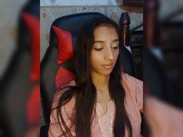 AlinaPopy webcam