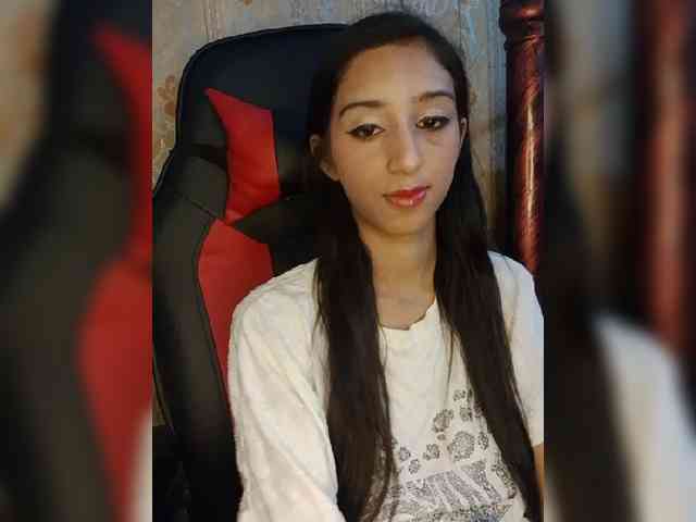 AlinaPopy webcam