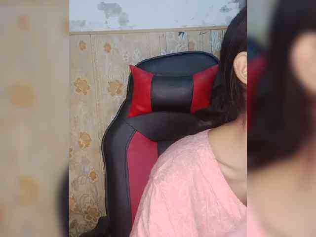 AlinaPopy webcam