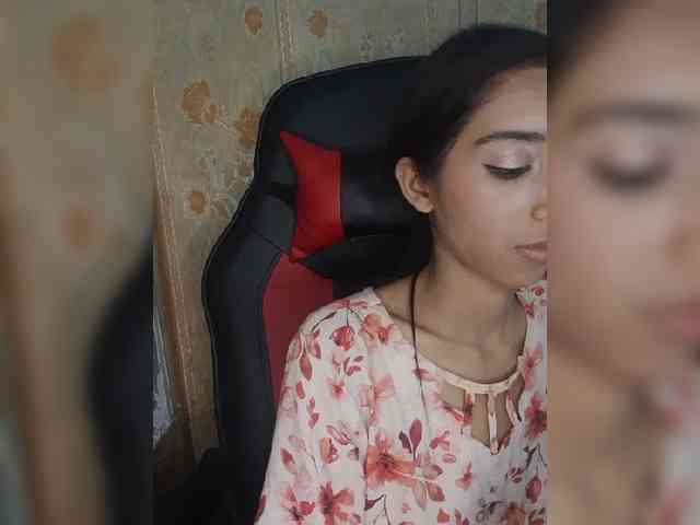 AlinaPopy webcam