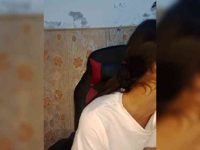 AlinaPopy webcam