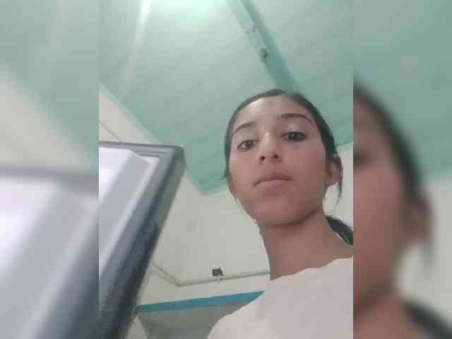 AlinaPopy webcam