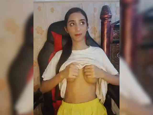 AlinaPopy webcam