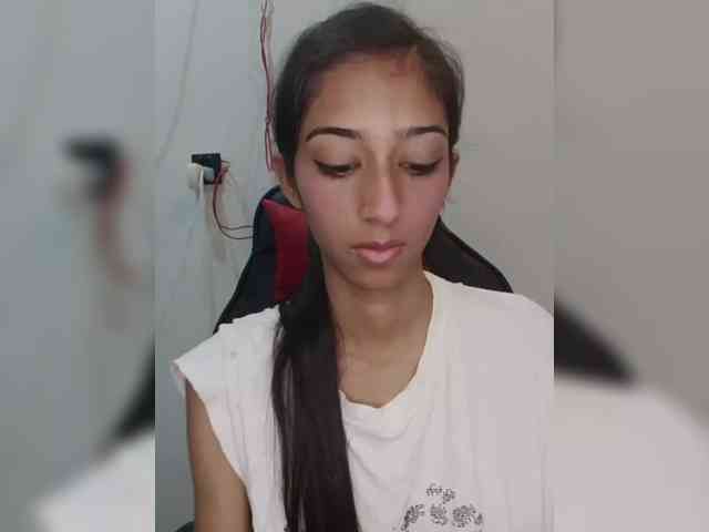 AlinaPopy webcam
