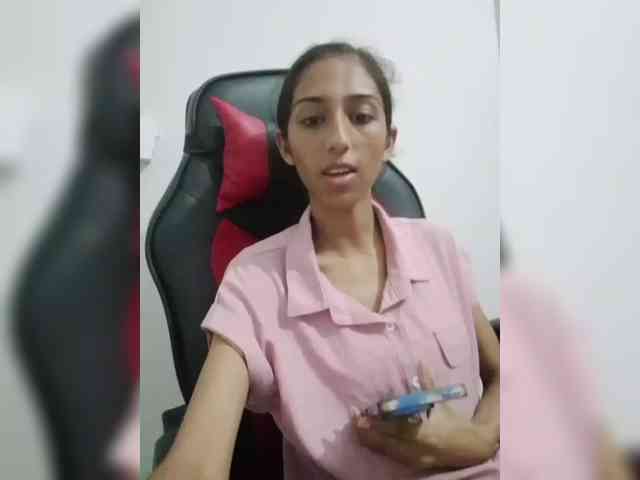 AlinaPopy webcam