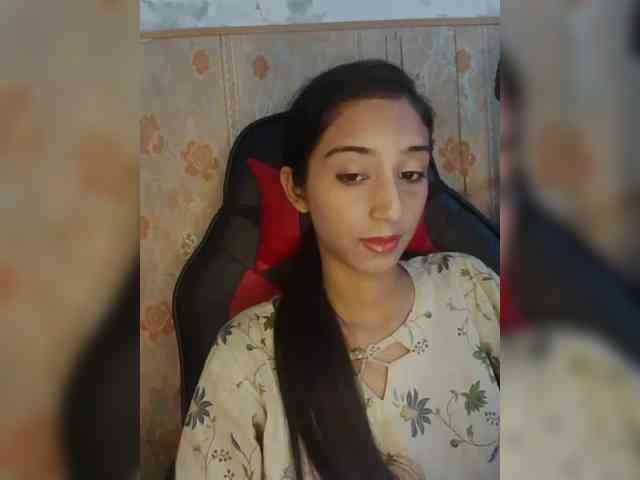 AlinaPopy webcam