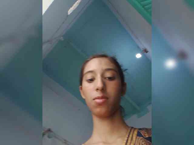 AlinaPopy webcam