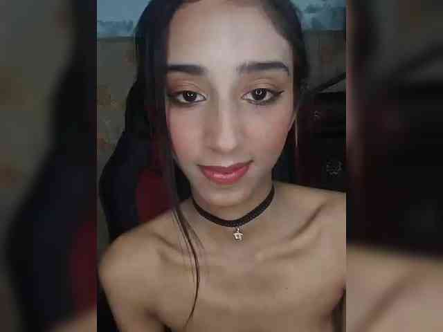 AlinaPopy webcam