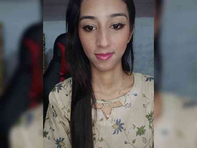 AlinaPopy webcam