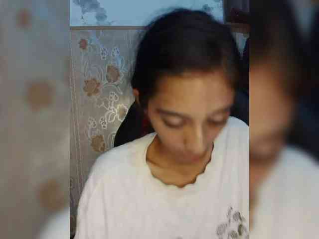 AlinaPopy webcam