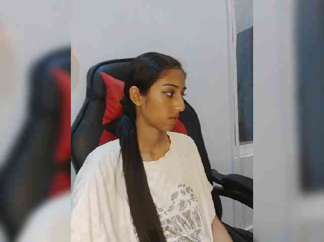 AlinaPopy webcam