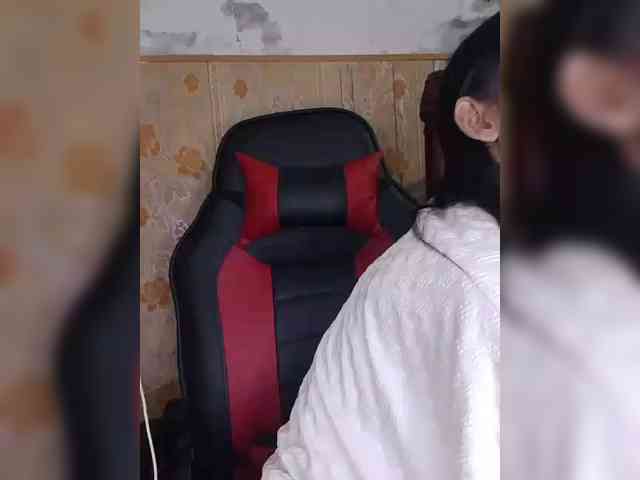 AlinaPopy webcam
