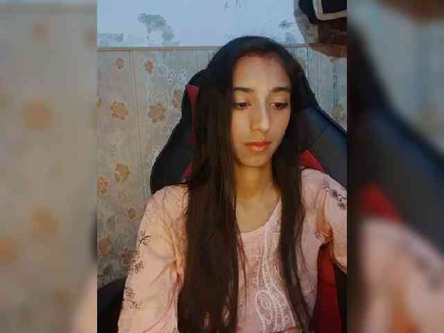 AlinaPopy webcam