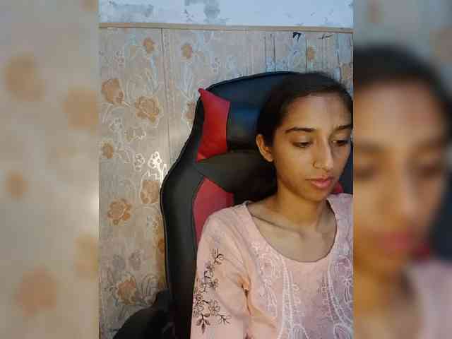AlinaPopy webcam