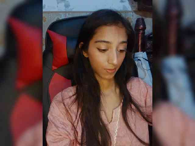 AlinaPopy webcam