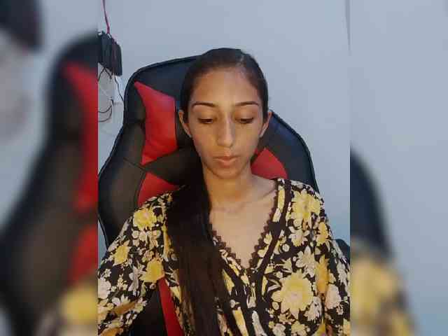 AlinaPopy webcam