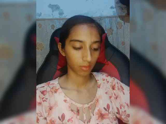 AlinaPopy webcam