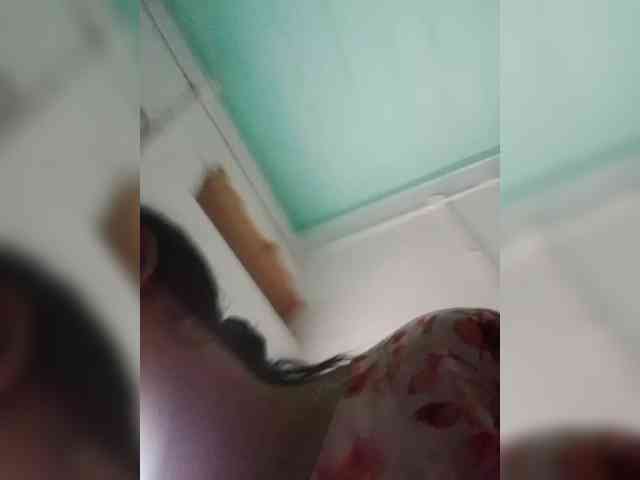 AlinaPopy webcam