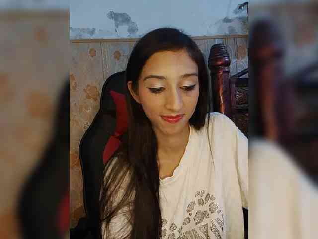 AlinaPopy webcam