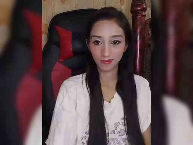 AlinaPopy webcam