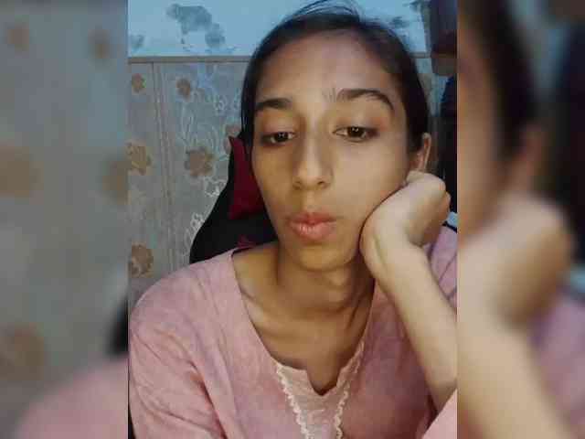AlinaPopy webcam