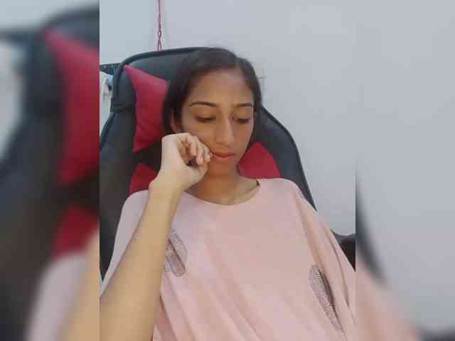 AlinaPopy webcam
