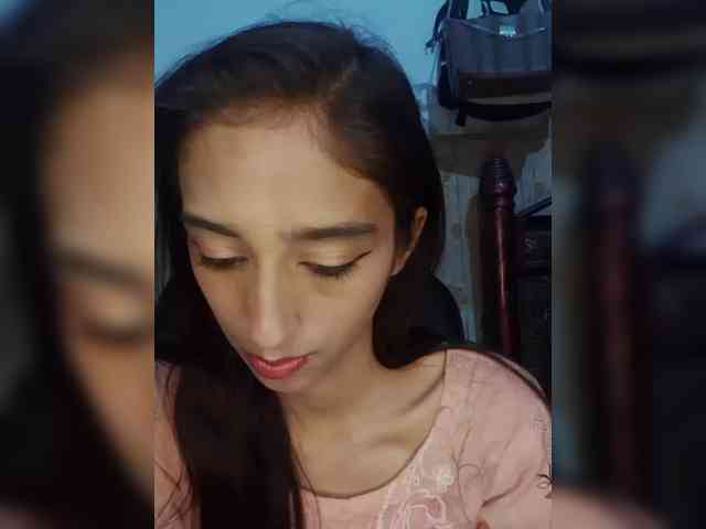 AlinaPopy webcam