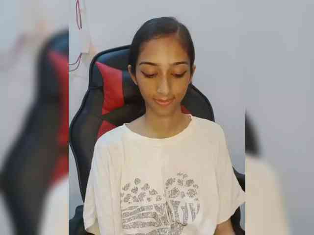 AlinaPopy webcam
