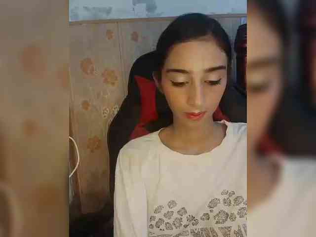 AlinaPopy webcam