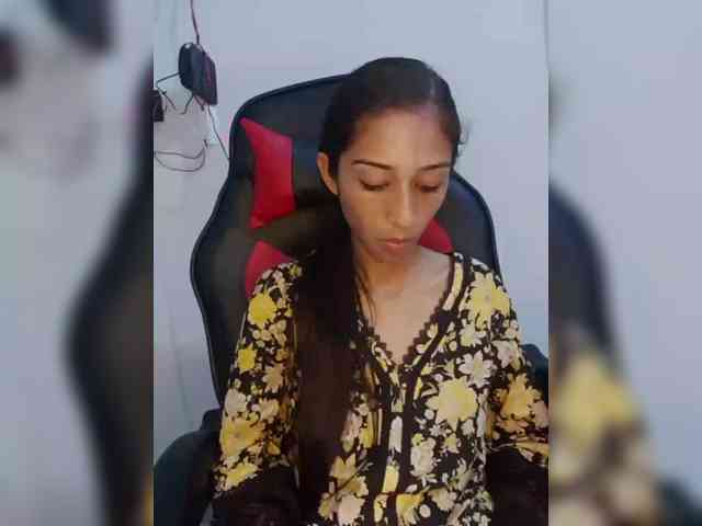 AlinaPopy webcam