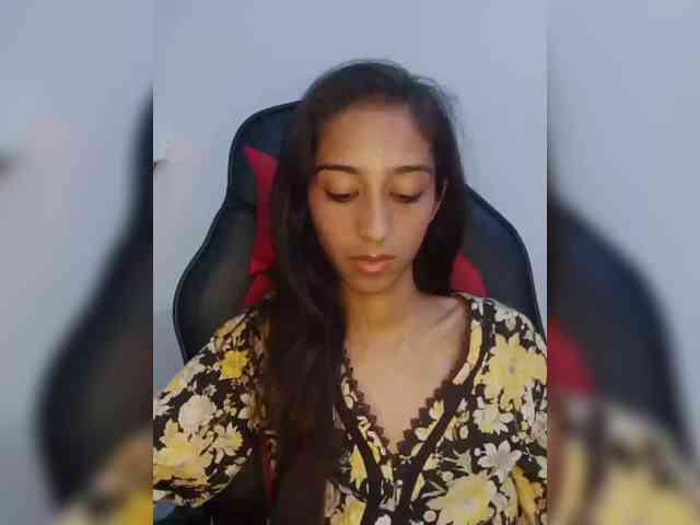 AlinaPopy webcam
