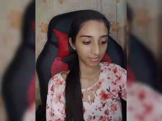 AlinaPopy webcam