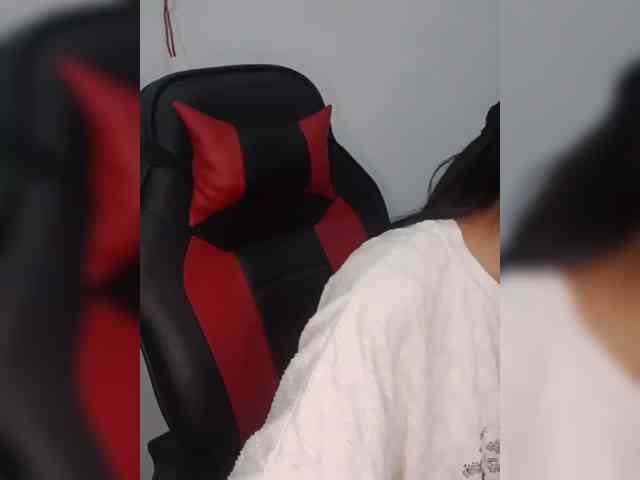 AlinaPopy webcam