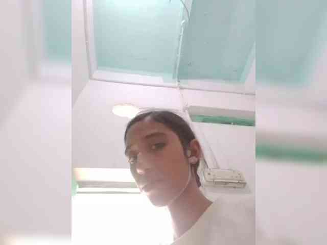 AlinaPopy webcam