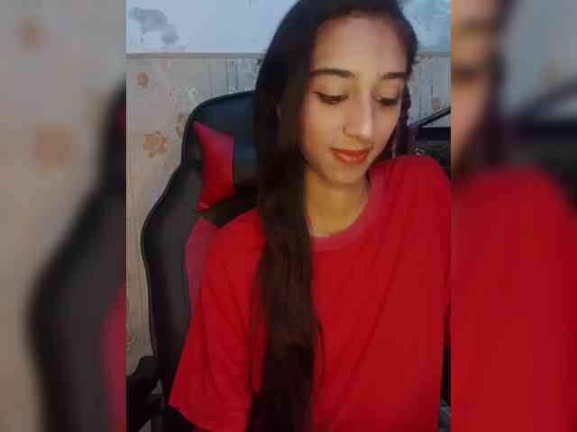 AlinaPopy webcam