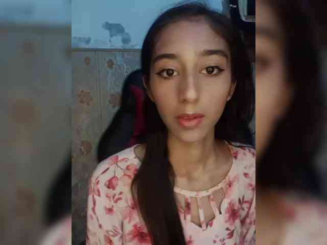 AlinaPopy webcam