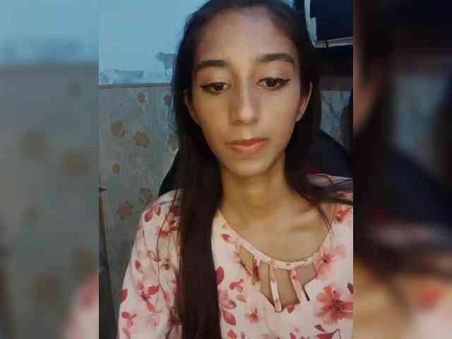 AlinaPopy webcam