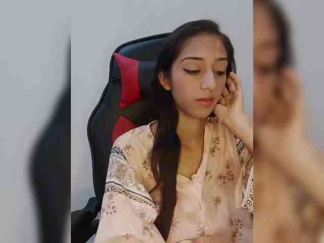 AlinaPopy webcam