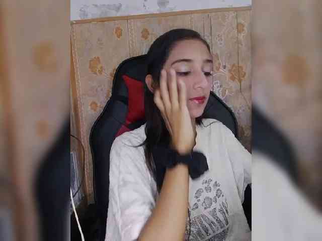 AlinaPopy webcam