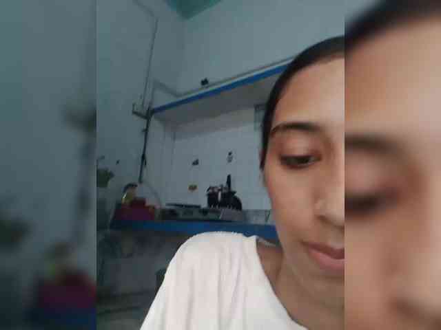 AlinaPopy webcam