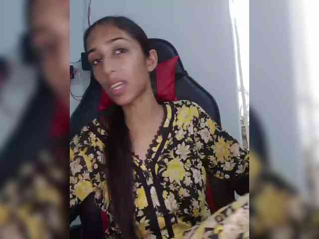 AlinaPopy webcam