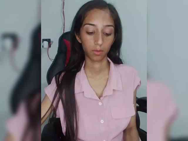 AlinaPopy webcam