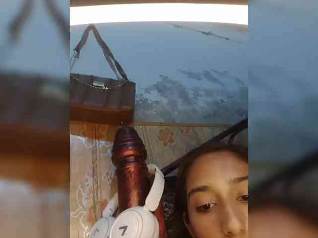 AlinaPopy webcam