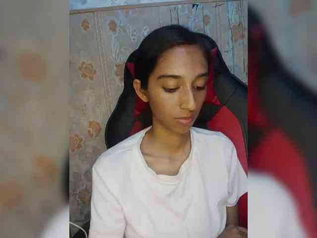 AlinaPopy webcam